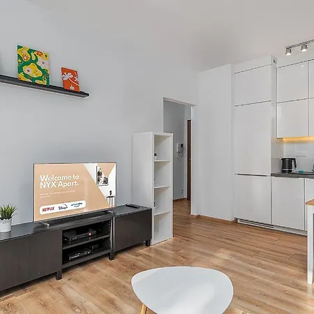 Kaliny Jedrusik 6 By Nyx Varşova