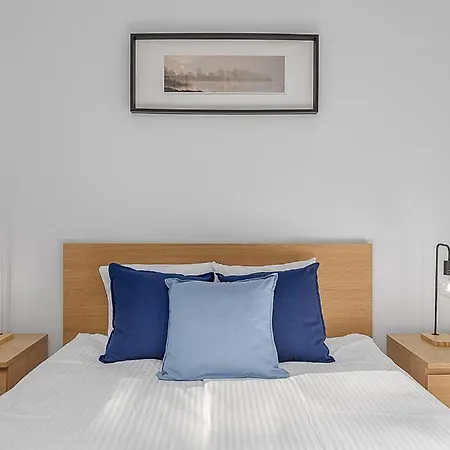 Kaliny Jedrusik 6 By Nyx Варшава