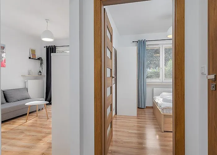 Kaliny Jedrusik 6 By Nyx Varsó